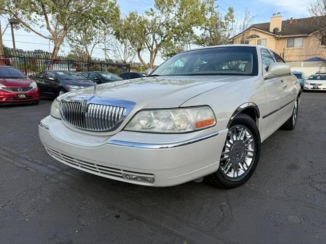 2007 Lincoln Town Car Designer Series for sale in San Leandro, CA