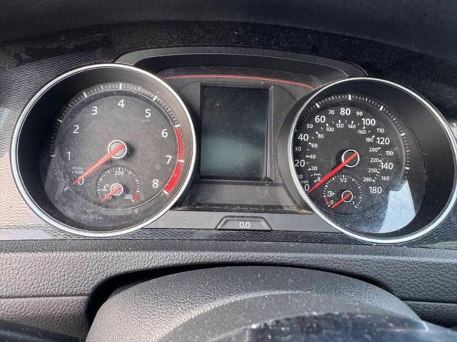 2015 Volkswagen Golf GTI 2.0T SE 4-Door