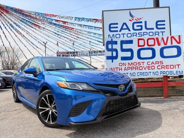 2020 Toyota Camry SE