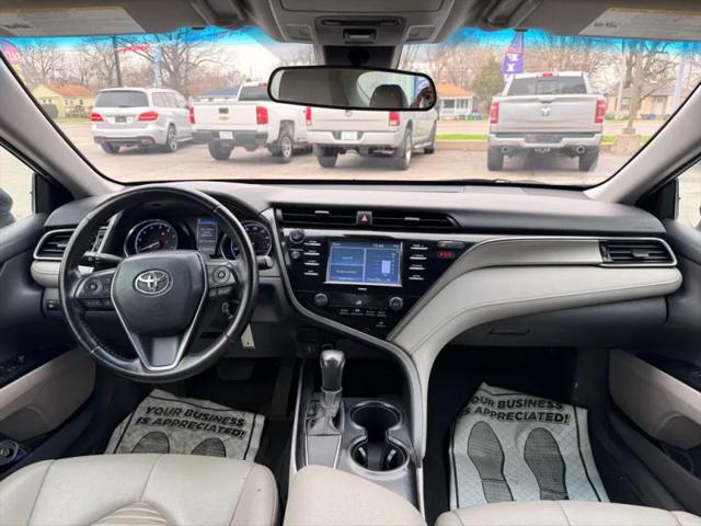2020 Toyota Camry SE
