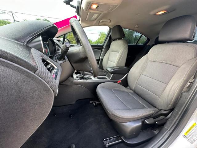 2018 Chevrolet Cruze LS Auto