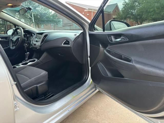 2018 Chevrolet Cruze LS Auto