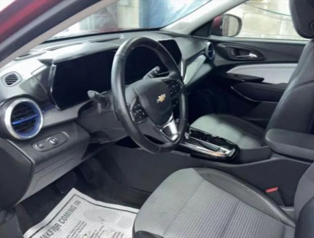 2025 Chevrolet Trax FWD LT