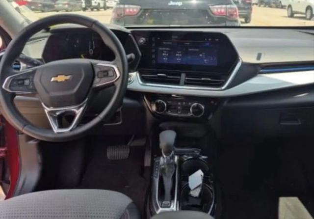 2025 Chevrolet Trax FWD LT