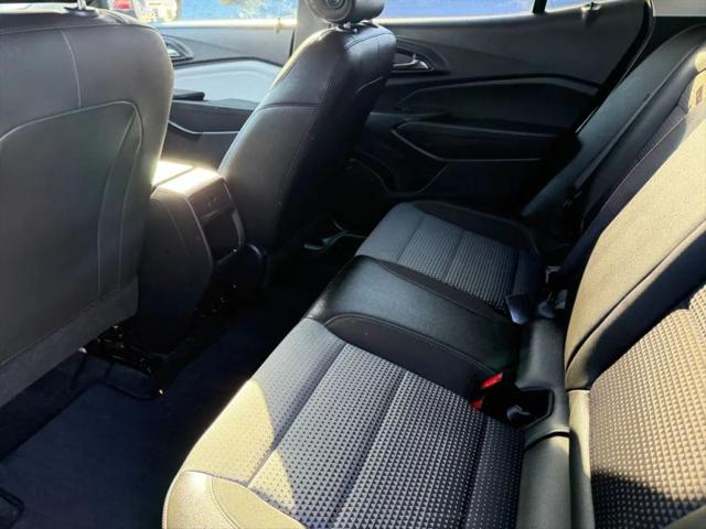 2025 Chevrolet Trax FWD LT
