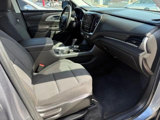 2020 Chevrolet Traverse AWD LS