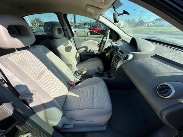 2007 Saturn Ion 2