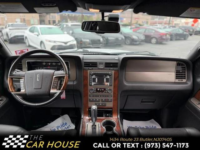 2013 Lincoln Navigator L Base