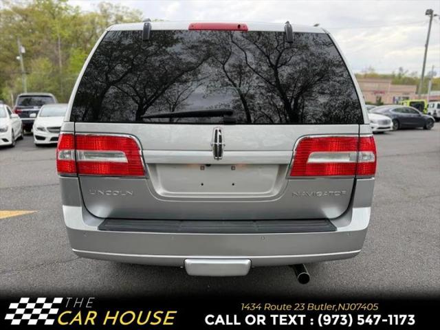 2013 Lincoln Navigator L Base