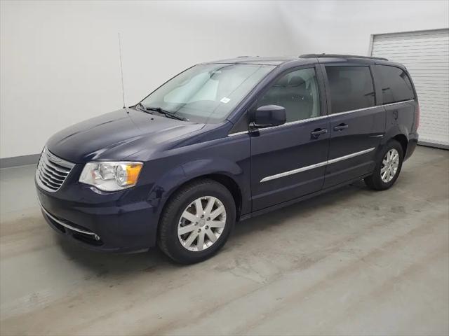 2016 Chrysler Town & Country Touring