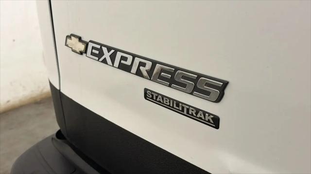 2013 Chevrolet Express LT