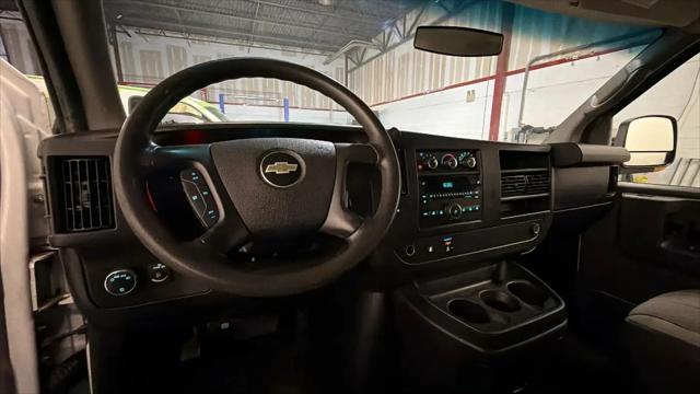 2013 Chevrolet Express LT