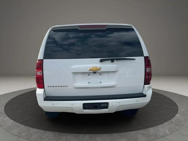 2014 Chevrolet Suburban LT