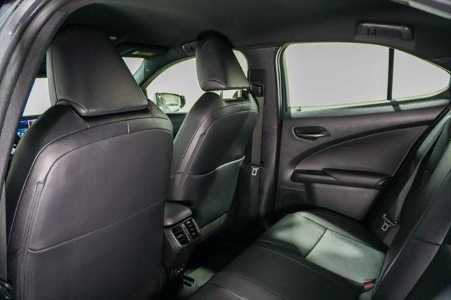 2021 Lexus UX 250h 250h