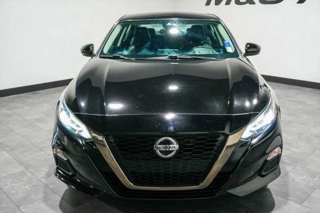 2022 Nissan Altima SR FWD