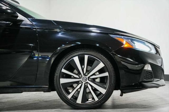 2022 Nissan Altima SR FWD