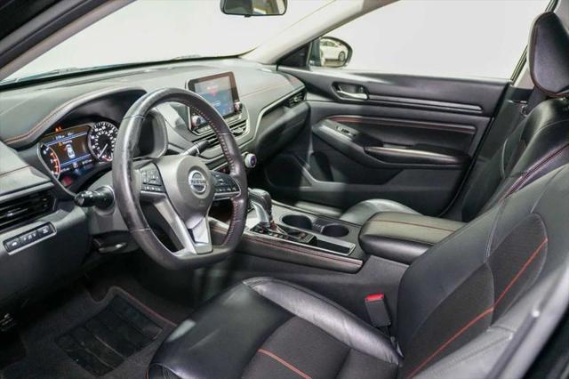 2022 Nissan Altima SR FWD