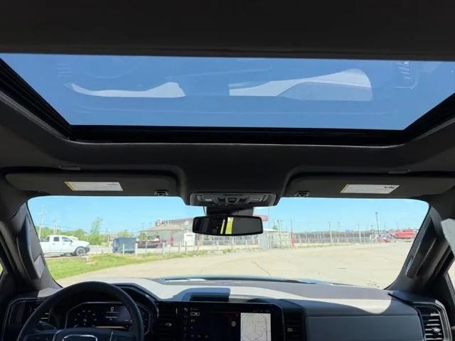 2026 GMC Sierra 1500 Crew Cab, Short Bed, SLT, 4WD