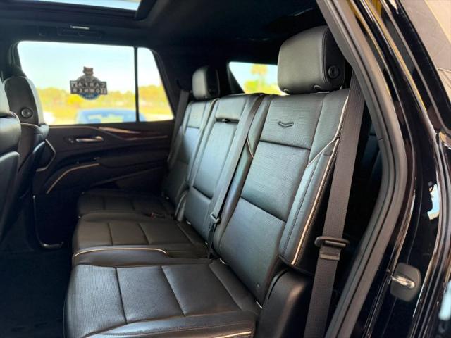 2021 Cadillac Escalade 2WD Premium Luxury
