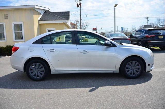 2011 Chevrolet Cruze LS