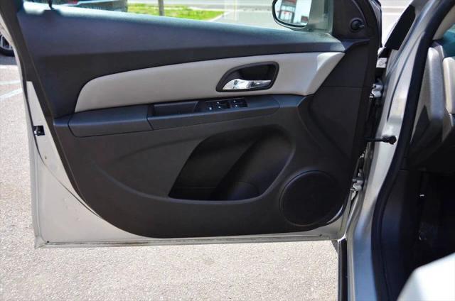 2011 Chevrolet Cruze LS