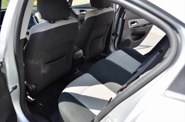 2011 Chevrolet Cruze LS