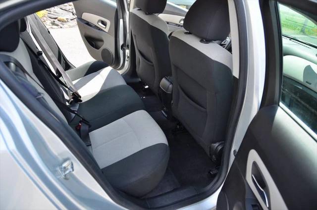 2011 Chevrolet Cruze LS
