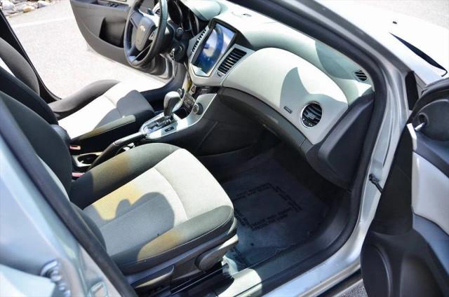 2011 Chevrolet Cruze LS