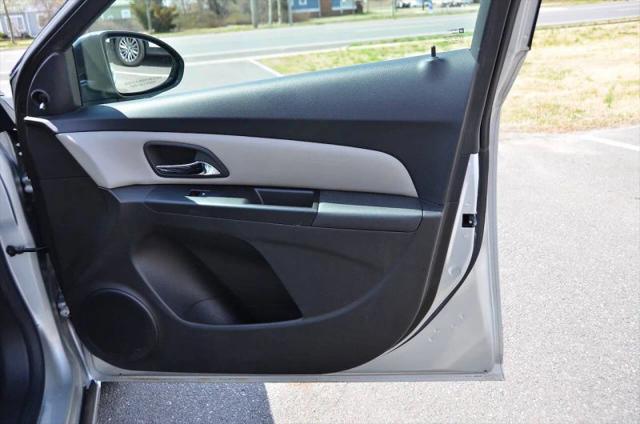 2011 Chevrolet Cruze LS