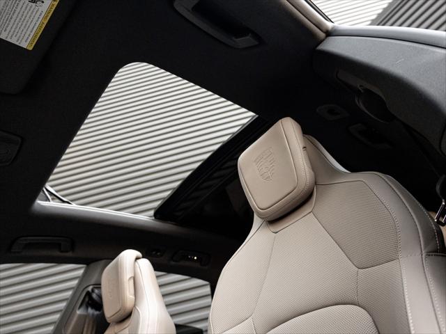 2026 Porsche Macan Electric Unknown