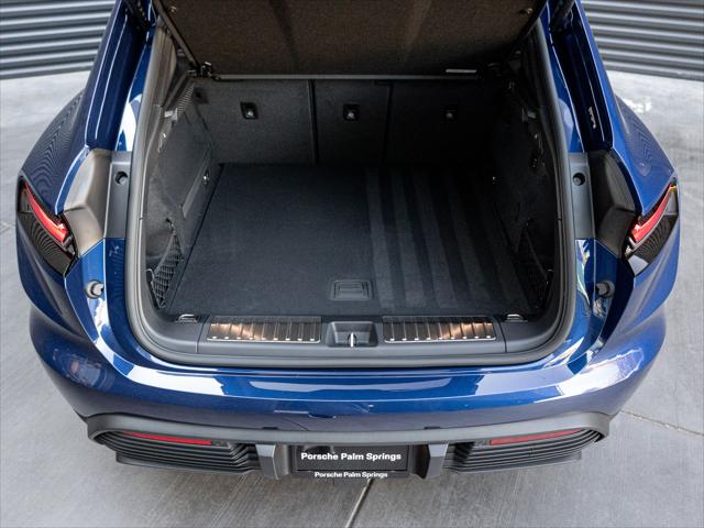 2026 Porsche Macan Electric Unknown