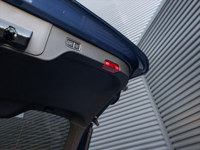 2026 Porsche Macan Electric Unknown