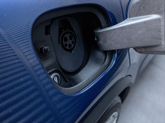 2026 Porsche Macan Electric Unknown