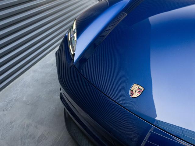 2026 Porsche Macan Electric Unknown