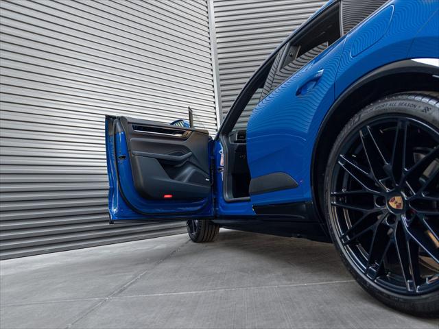 2026 Porsche Macan Electric Unknown