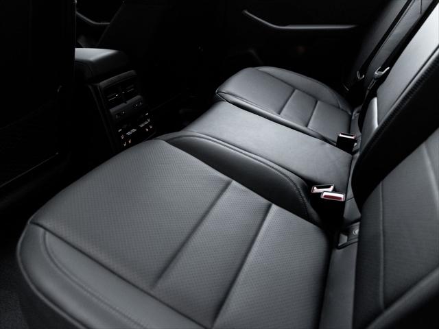 2026 Porsche Macan Electric Unknown