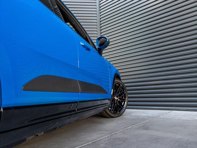2026 Porsche Macan Electric Unknown
