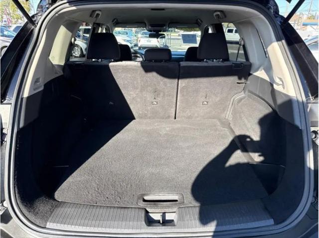 2023 Nissan Rogue SV FWD