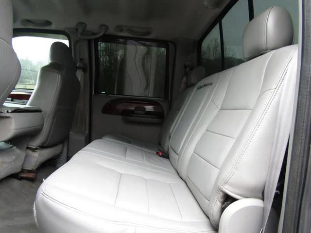 2005 Ford F-250 Lariat