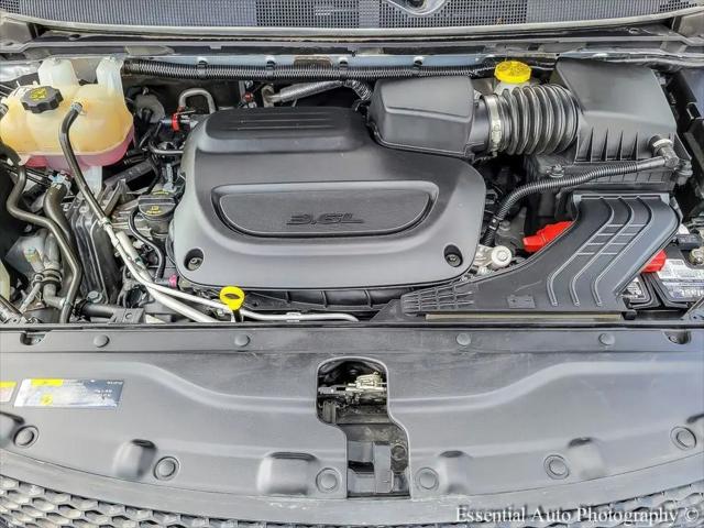 2023 Chrysler Voyager LX