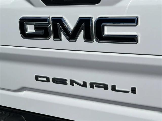 2022 GMC Sierra 3500HD Denali