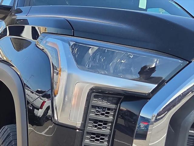 2026 Toyota Tundra SR5 CrewMax 5.5' Bed