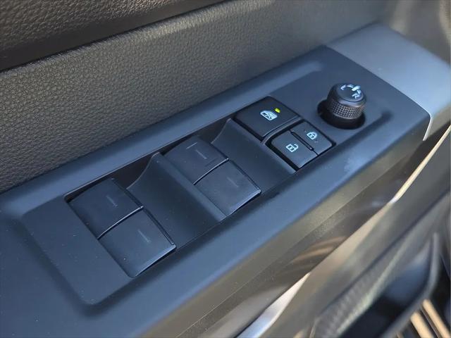 2026 Toyota Tundra SR5 CrewMax 5.5' Bed