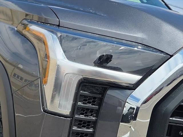 2026 Toyota Tundra SR5 CrewMax 5.5' Bed