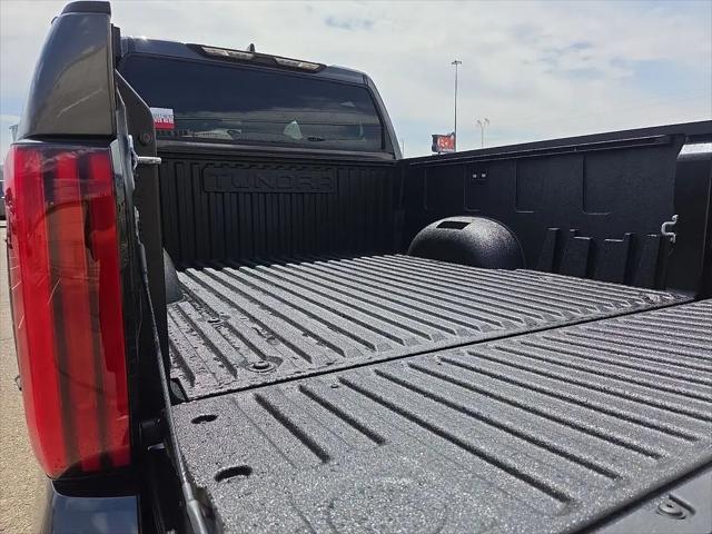 2026 Toyota Tundra SR5 CrewMax 5.5' Bed