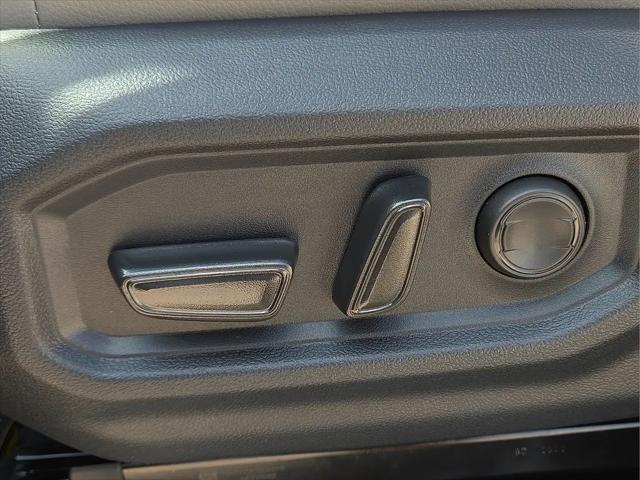 2026 Toyota Tundra SR5 CrewMax 5.5' Bed