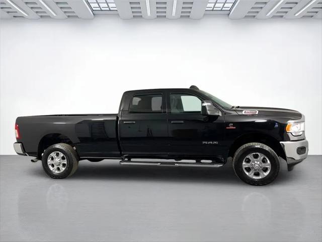 2024 Ram 3500 Big Horn Crew Cab 4x4 8' Box