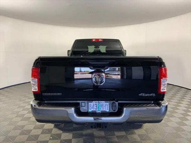2024 Ram 3500 Big Horn Crew Cab 4x4 8' Box
