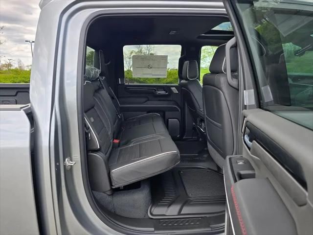 2026 GMC Sierra 2500HD Crew Cab, Standard Bed, AT4X, 4WD