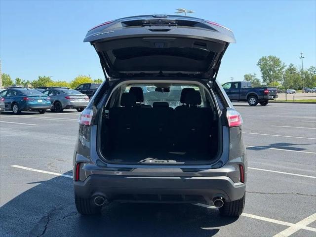 2020 Ford Edge SE